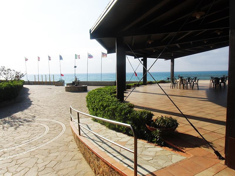 Villaggio Hotel Club Calanovellamare Piraino Exterior photo