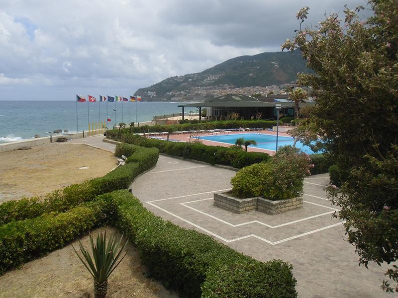 Villaggio Hotel Club Calanovellamare Piraino Exterior photo