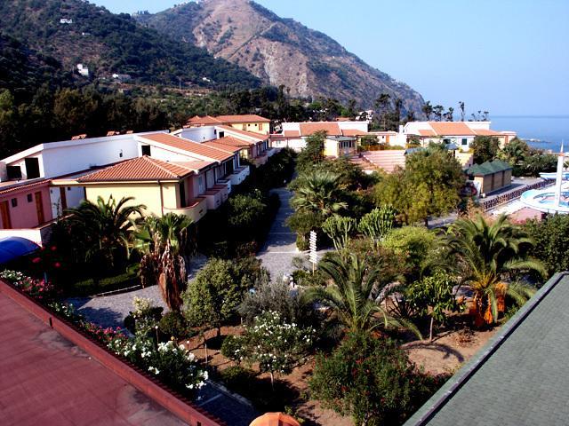 Villaggio Hotel Club Calanovellamare Piraino Exterior photo